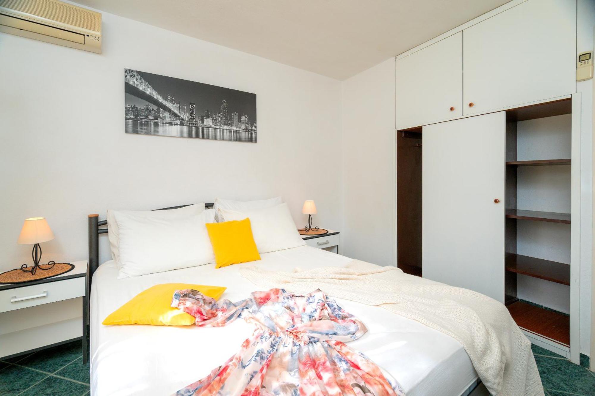 Apartments Lucic Hvar Town Extérieur photo
